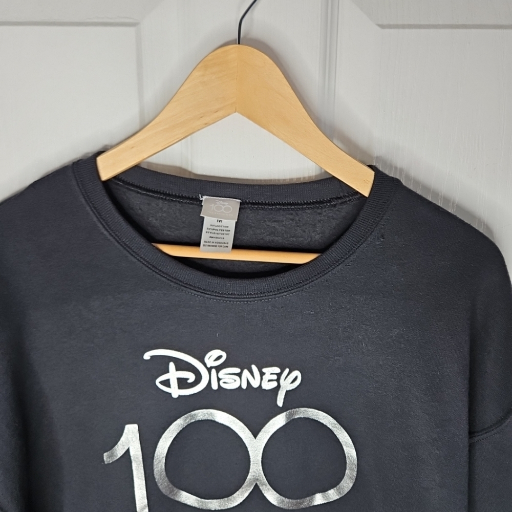 Disney 100 The Exhibition Crewneck Sweatshirt M Black Ltd Edition 100th Anniv - Picture 3 of 7
